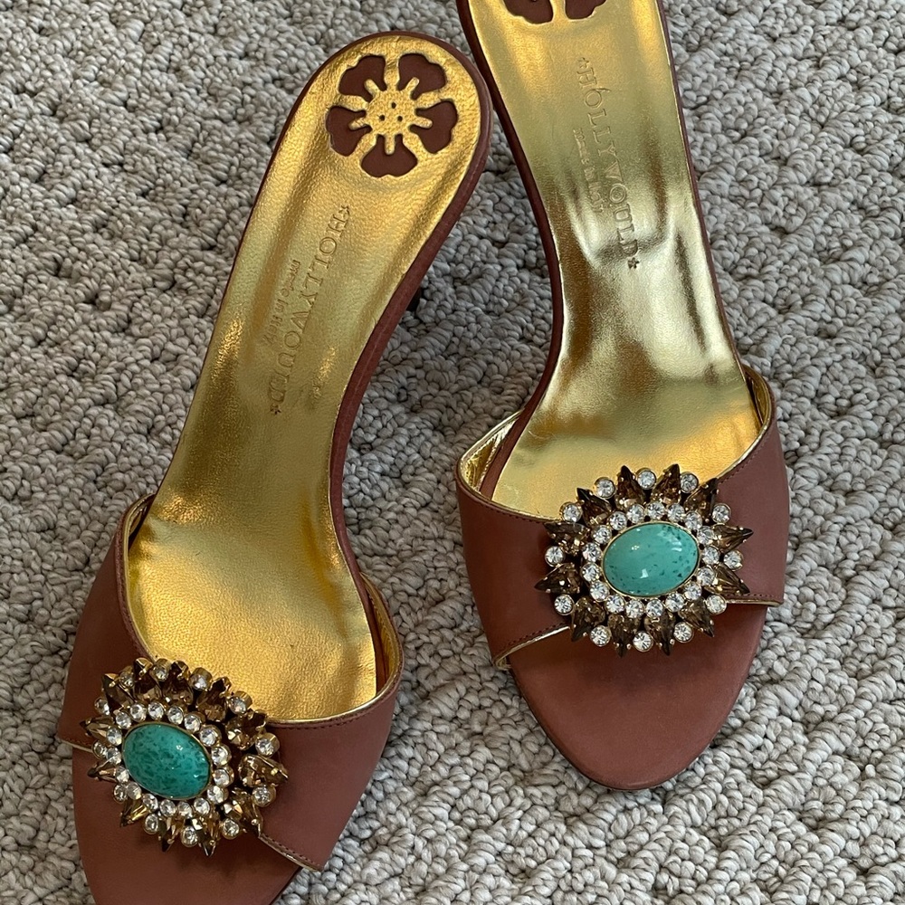 NEW Hollywould Summer Sandal